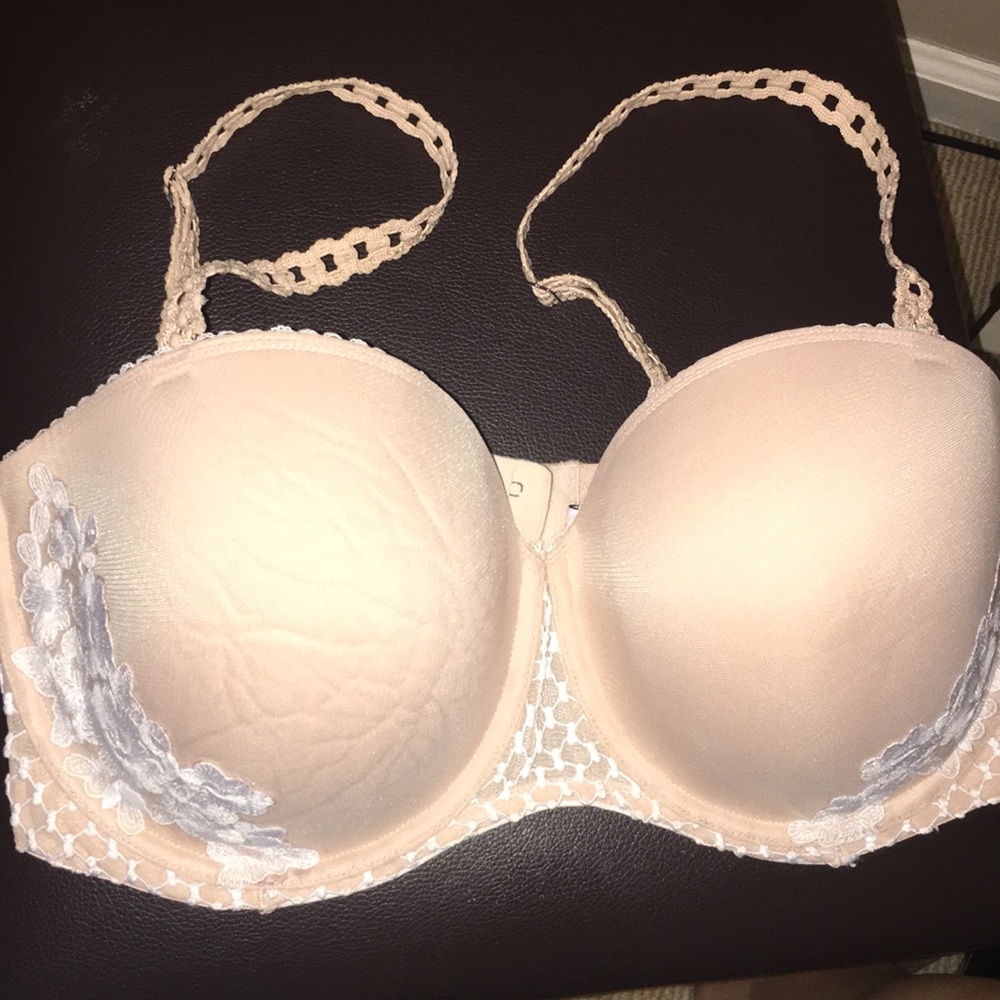 Victoria’s Secret multi-wary bra